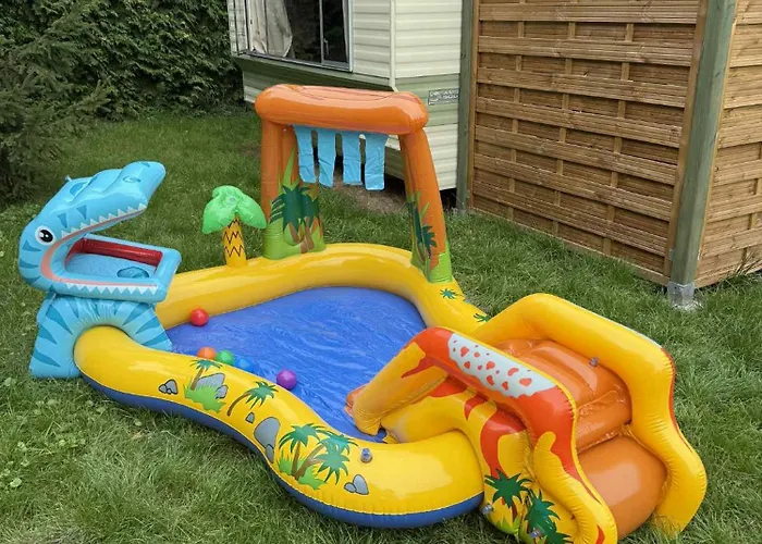 Nad Rozlewiskiem キャンプ場 *