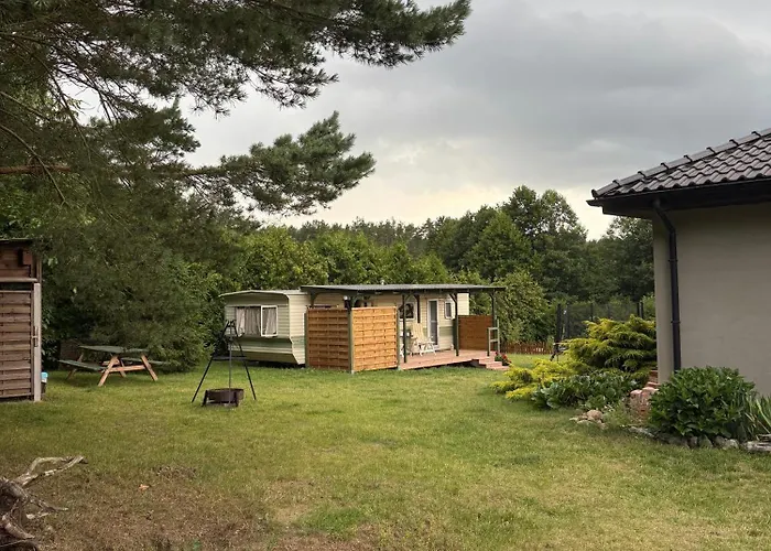 Nad Rozlewiskiem キャンプ場 Klotyldzin